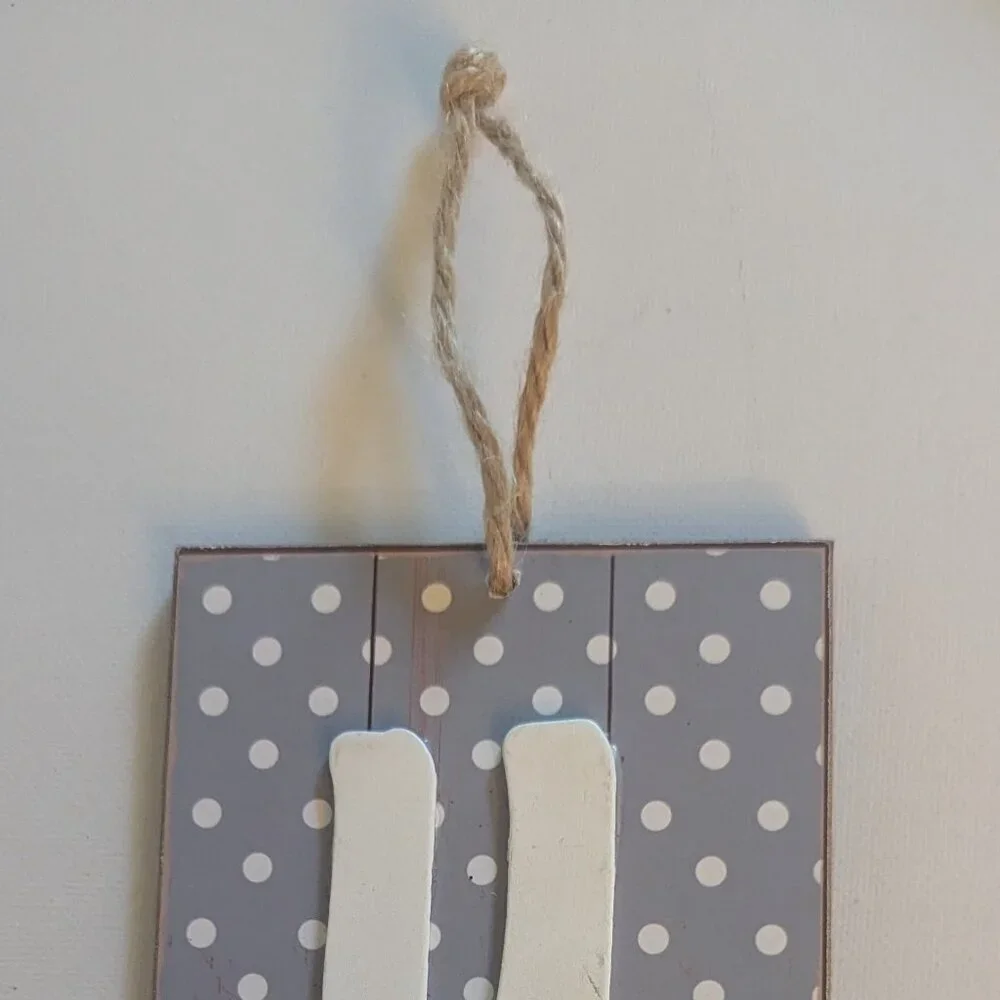 NWT Polka Dot Letter 'y' Wood Sign Grey Lowercase Michael's Fall Home Wall Decor - Picture 3 of 7